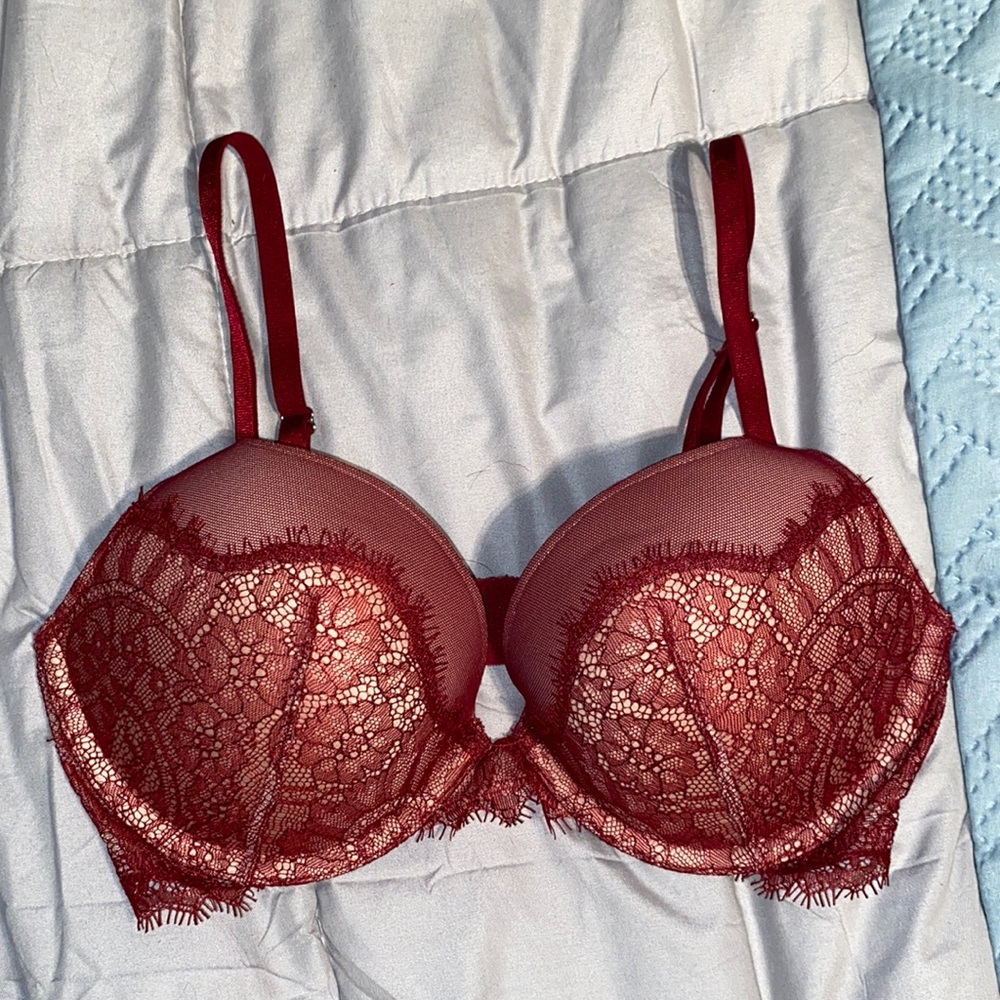 Victorias Secret Dream Angel Push Up Bra 32D Rust Red Lace over Nude like new